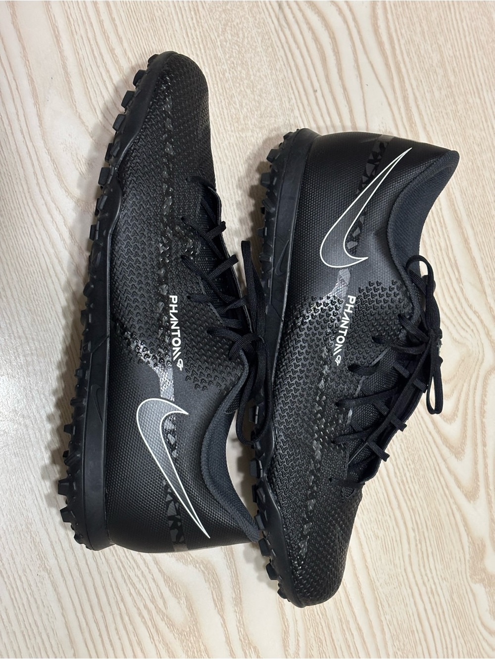Nike Phantom Turf Soccer Shoes in Black and White